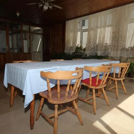 6689g Apartamento Brela